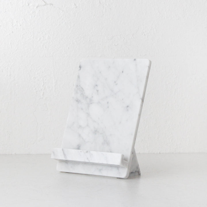 CAMERO MARBLE RECIPE STAND  |  WHITE MARBLE