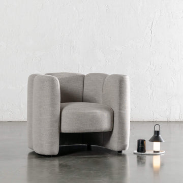 CAMPOS CURVED ARMCHAIR  |  JOVAN EARTH