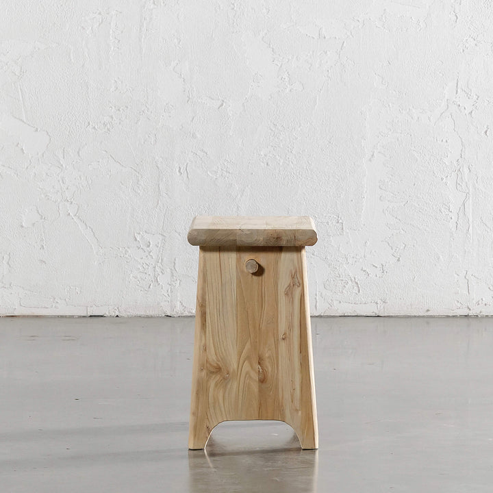 CAPRETTA ELM CREATORS STOOL  |  BLEACHED BRISTLE