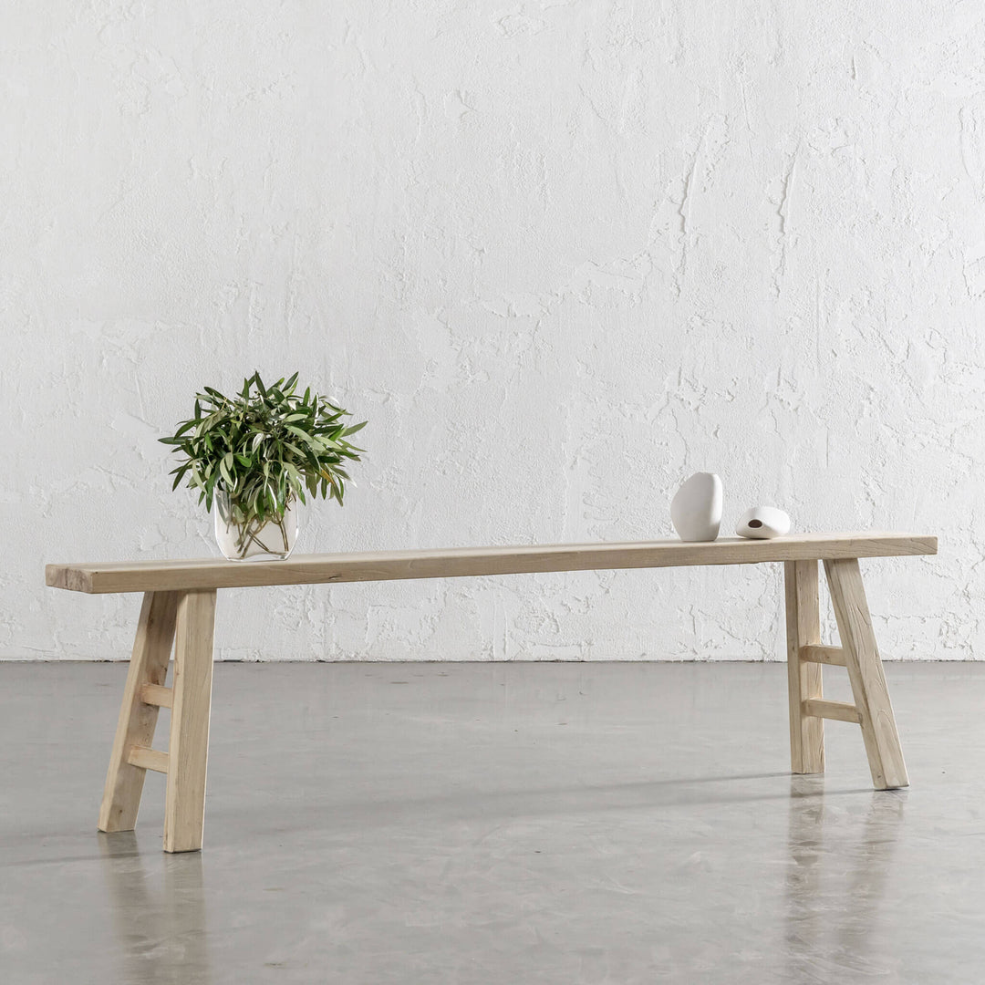 CAPRETTA ELM SLIM BENCH  |  185CM  |  BLEACHED BRISTLE