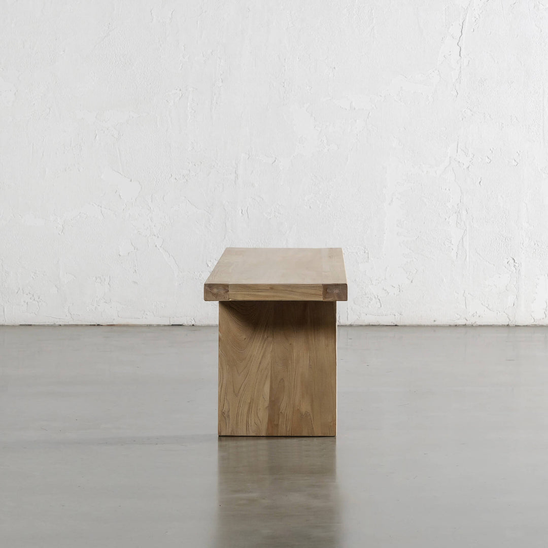CAPRETTA ELM BENCH  |  160CM + 190CM  |  BLEACHED BRISTLE