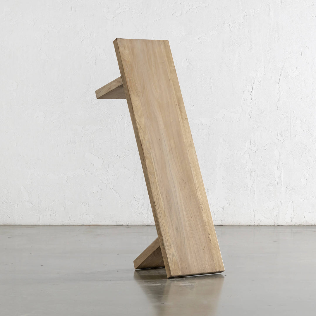 CAPRETTA ELM BENCH  |  160CM + 190CM  |  BLEACHED BRISTLE