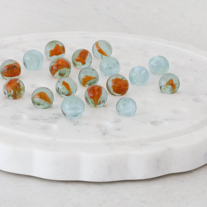 CARLETON SOLITAIRE MARBLE GAME  |  23CM  |  37 PIECES  |  NATURAL MARBLE