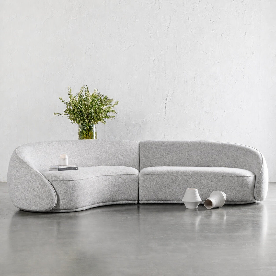 CARSON LINCOLN CURVED 3S SOFA  |  GRANITE HAZE