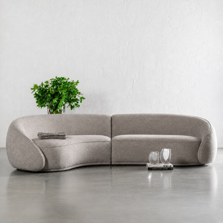 CARSON LINCOLN CURVED 3S SOFA  |  SANDY DUSK