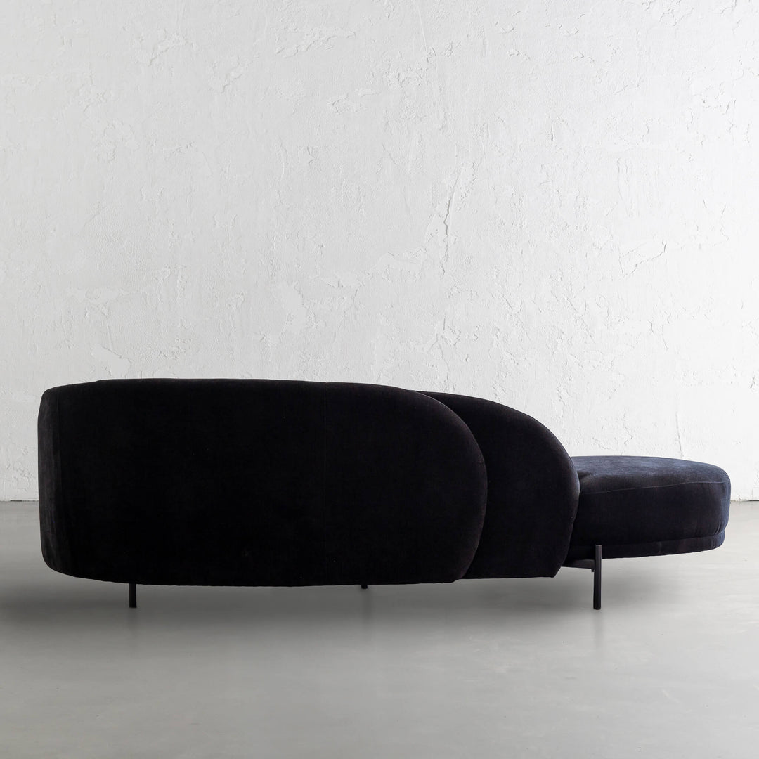 CARSON CURVE DAYBED SOFA | NOIR BLACK TEXTURED VELOUR