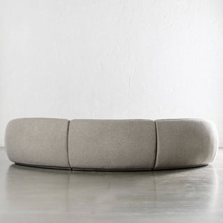 CARSON LINCOLN CURVED 3S SOFA  |  SANDY DUSK