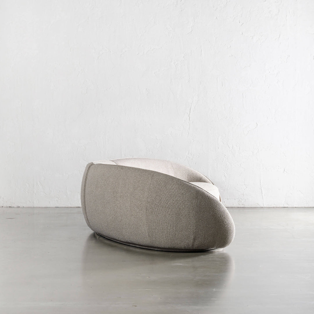 CARSON LINCOLN CURVED 3S SOFA  |  SANDY DUSK