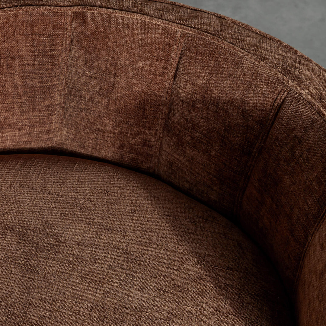 CARSON MODERNA CURVED RIBBED CHAIR | SIERRA TERRA | CLOSEUP