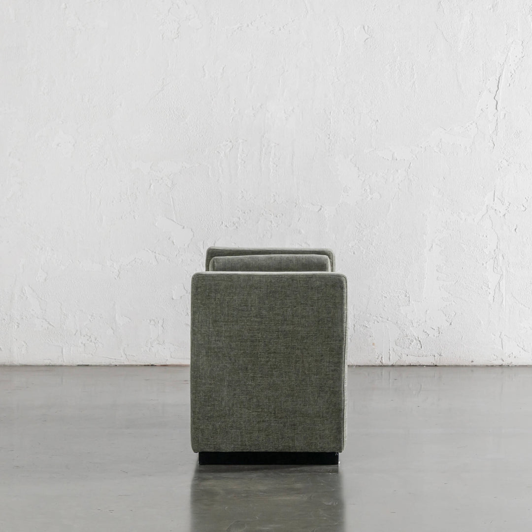 CARSON CONTEMPO BENCH  |  BAYSWATER GREEN
