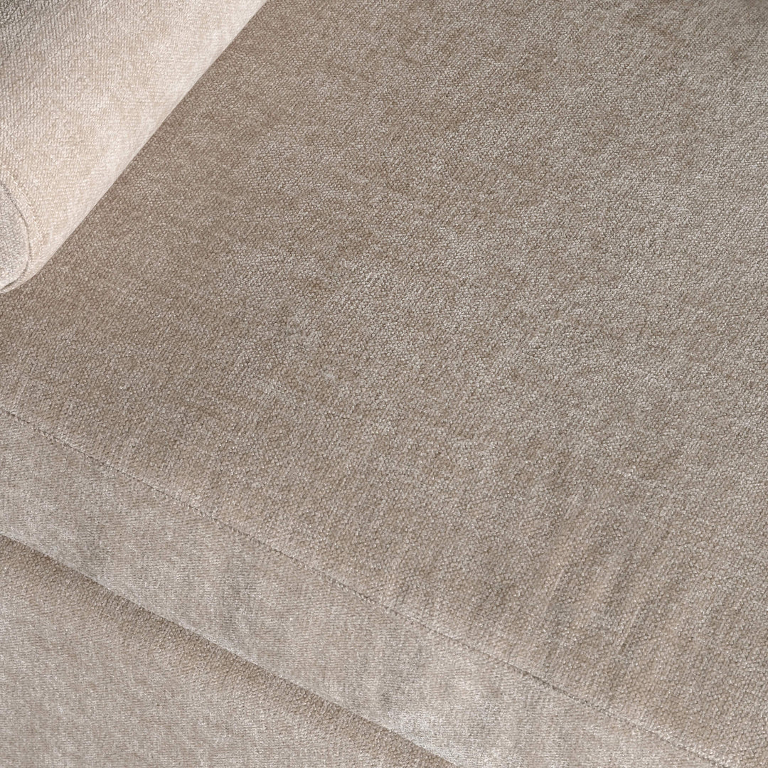 CARSON CONTEMPO BENCH  |  WARM SORRENTO SAND