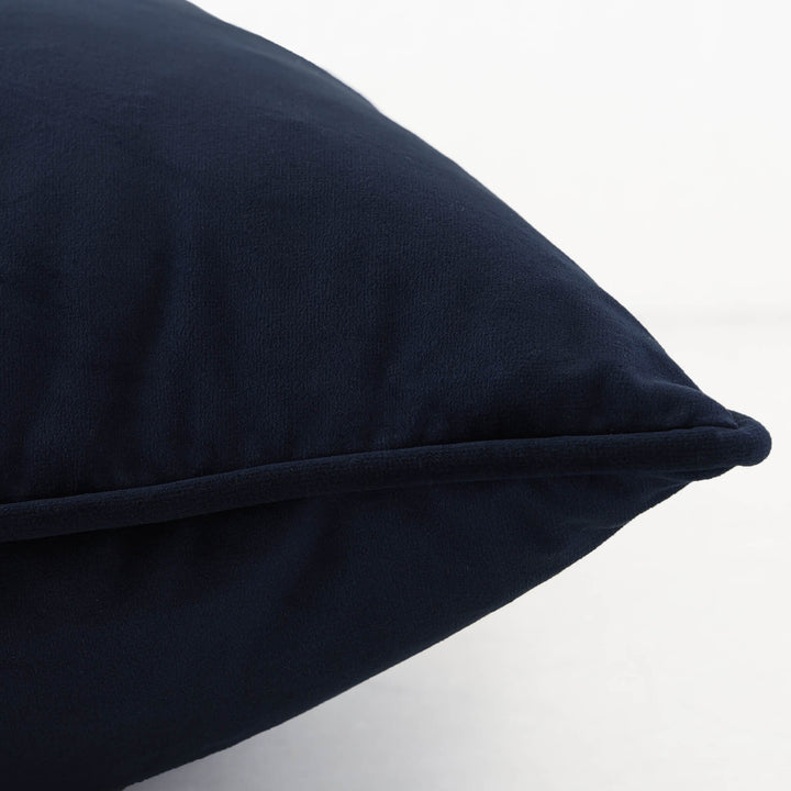 CARSON CUSHION   |  NAVY ACCOLADE VELVET | CLOSE UP