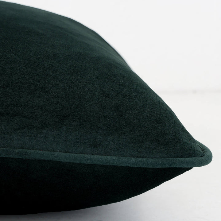 CARSON CUSHION | HIGHLAND GREEN VELVET | CLOSE UP