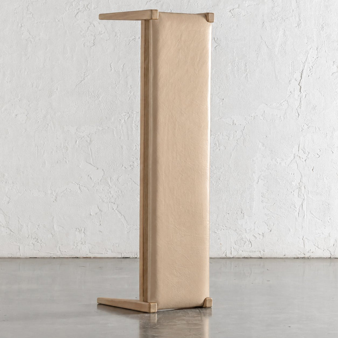 CASONI PADDED BENCH SEAT  |  SMOKE HAZE WASH TEAK + LIGHT TAUPE LEATHER