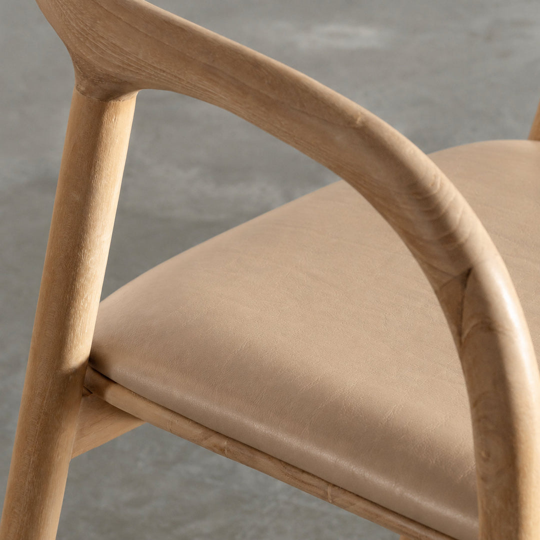 CASONI ROUNDED PADDED DINING CHAIR  |  SMOKE HAZE WASH TEAK + LIGHT TAUPE LEATHER