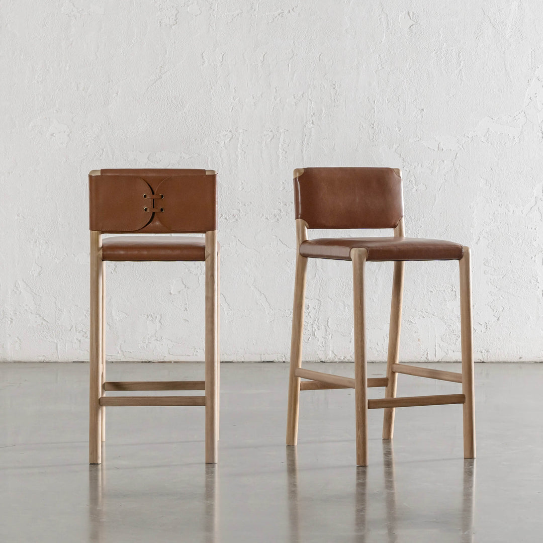CASONI PADDED BAR CHAIR  |  SMOKE HAZE WASH TEAK + COCOA TAN LEATHER