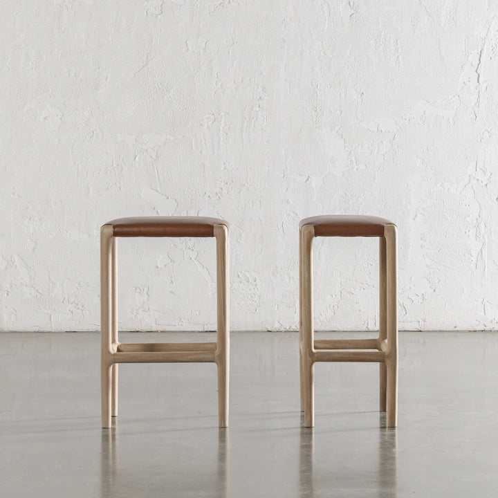 CASONI SQUARE PADDED COUNTER STOOL  |  SMOKE HAZE WASH TEAK + COCOA TAN LEATHER
