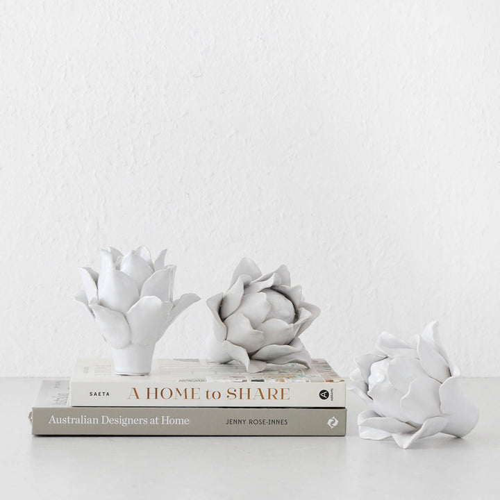 CERAMIC ARTICHOKE | SET OF 3 | WHITE CERAMIC | STYLED