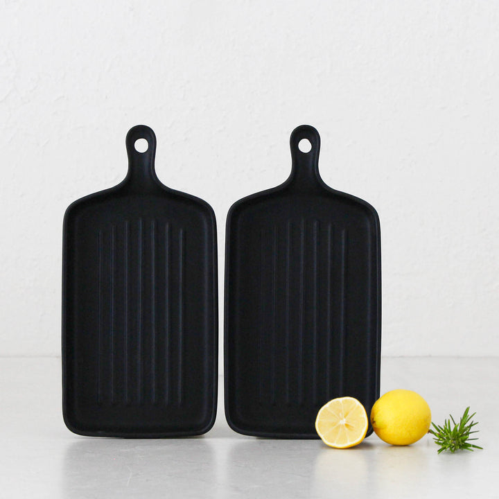 CERAMIC SERVING PLATE BUNDLE x2  |  RIBBED DETAIL  |  28.5CM  |  BLACK