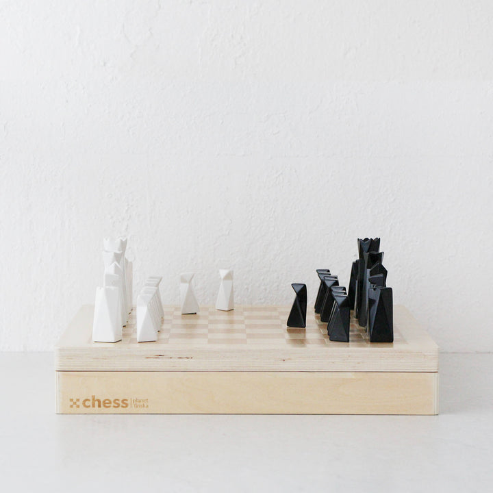 CHESS SET  |  PLANET FINSKA