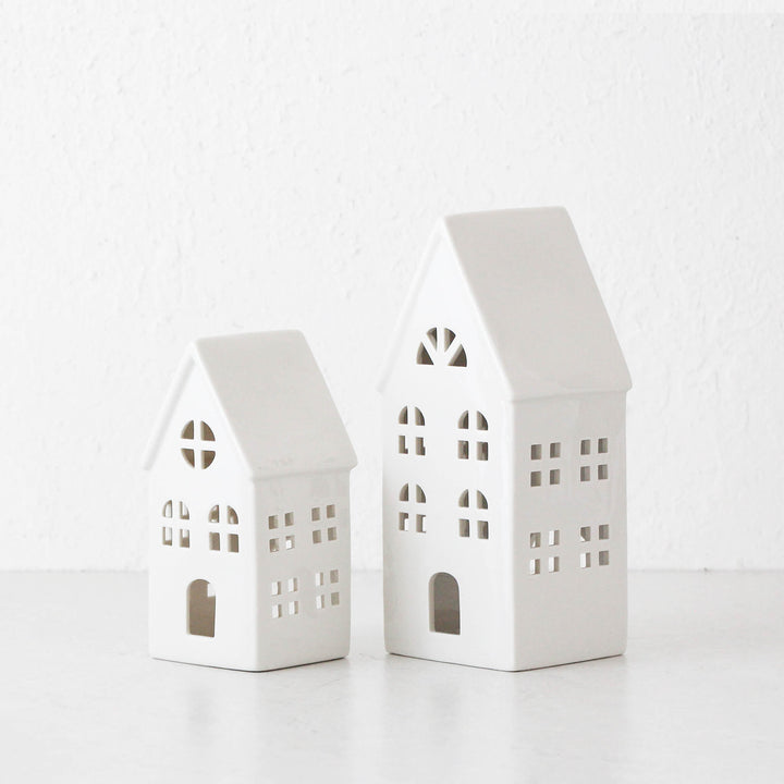 CHRISTMAS HOUSE DECORATION BUNDLE X2  |  17CM + 23CM  |  WHITE CERAMIC