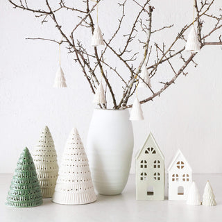 CHRISTMAS HANGING DECORATION COLLECTION  |  TREE ORNAMENT  |  WHITE CERAMIC