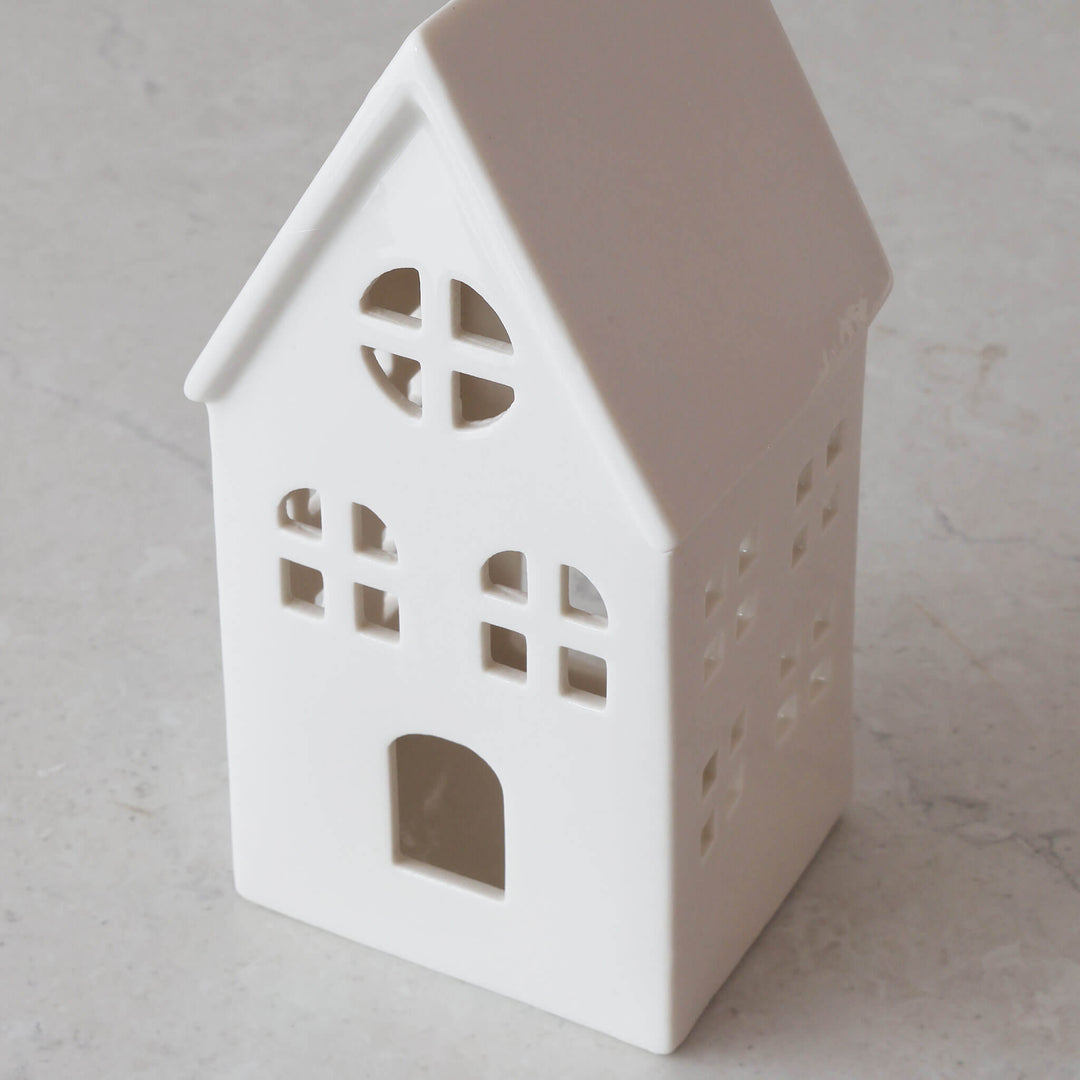 CHRISTMAS HOUSE TABLE DECORATION BUNDLE X2  |  17CM + 23CM  |  WHITE CERAMIC