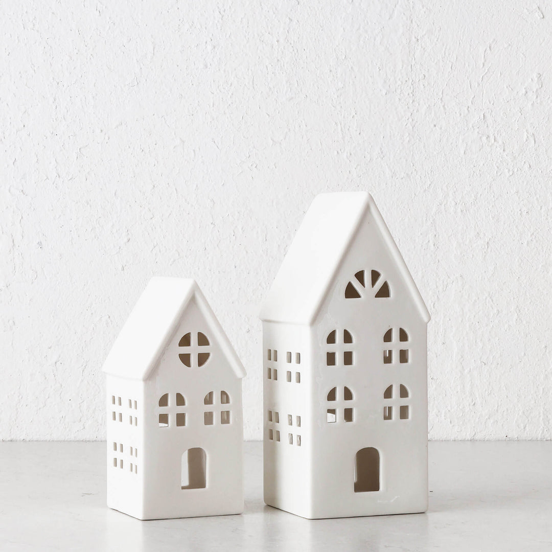CHRISTMAS HOUSE TABLE DECORATION BUNDLE X2  |  17CM + 23CM  |  WHITE CERAMIC