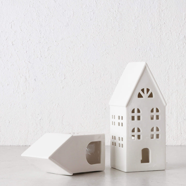CHRISTMAS HOUSE TABLE DECORATION BUNDLE X2  |  17CM + 23CM  |  WHITE CERAMIC