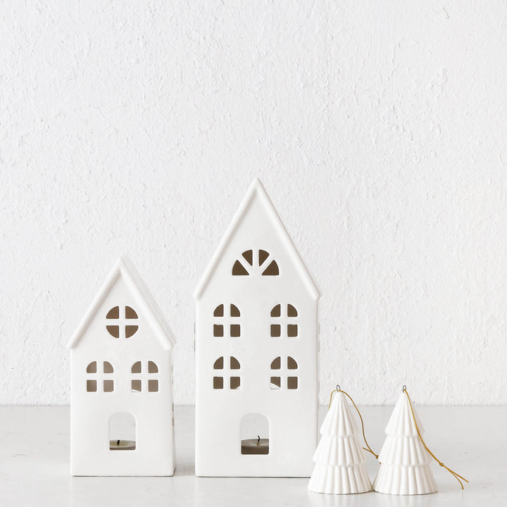 CHRISTMAS HOUSE TABLE DECORATION BUNDLE X2  |  17CM + 23CM  |  WHITE CERAMIC