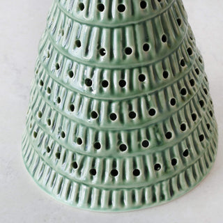 CHRISTMAS TREE TABLE DECORATION BUNDLE GREEN CERAMIC_close up