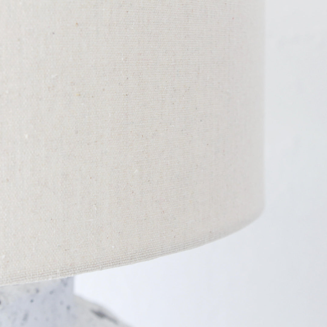 CONCRETE ROUND LAMO GLAZED LAMP 60CM  |  NATURAL + WHITE STONE
