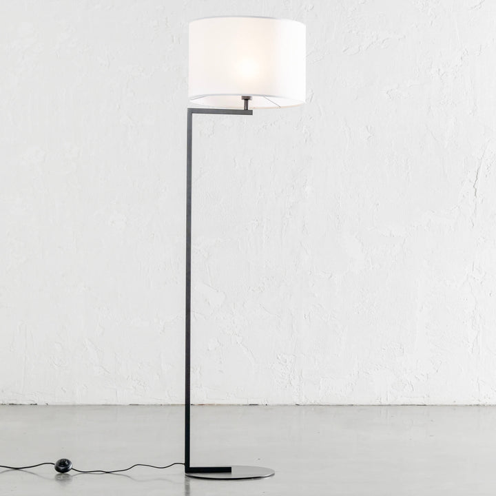 CORMONT MATTE BLACK FLOOR LAMP  |  WHITE LINEN SHADE