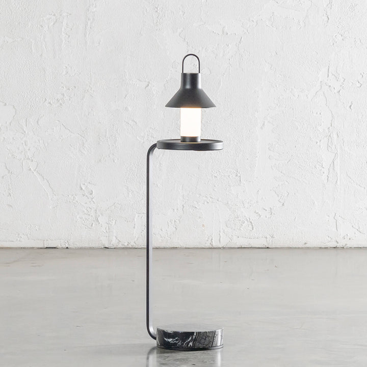 CORSINI C-SHAPE EMAS DARK GREY MARBLE + MATTE BLACK DRINKS TABLE  |  D20CM