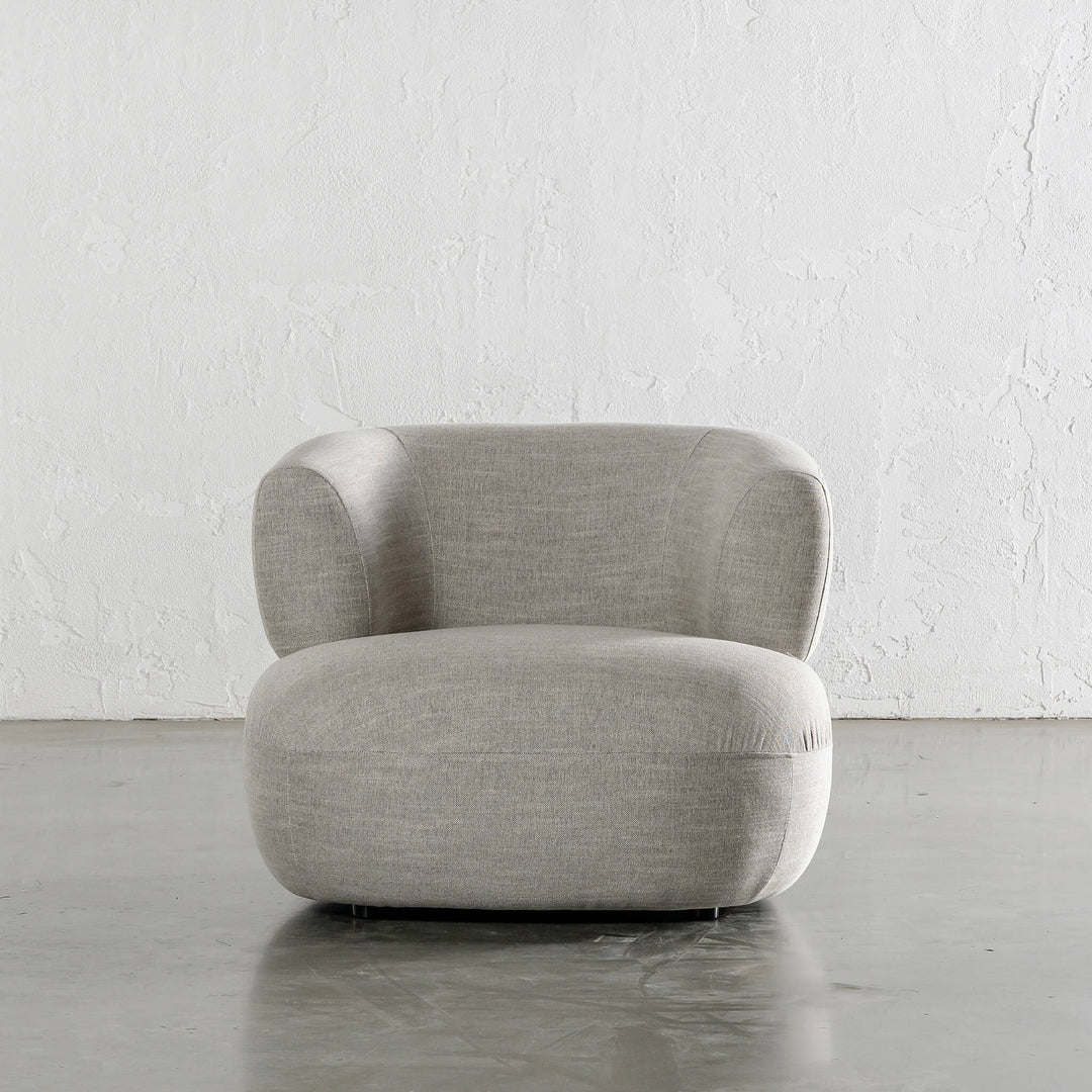 CARSON ROUNDED ARMCHAIR  |  JOVAN EARTH