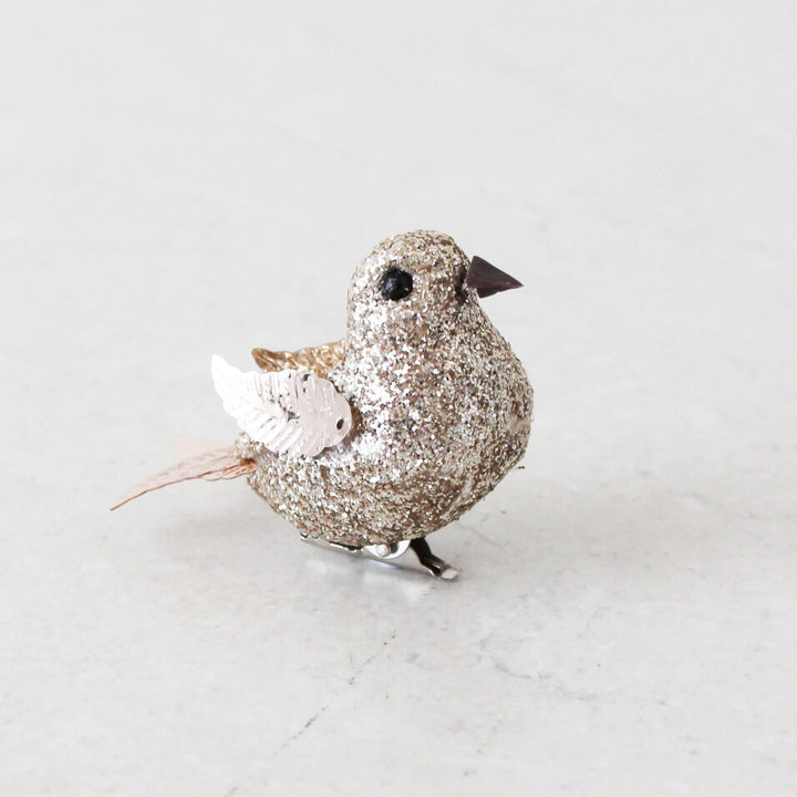 CHAMPAGNE BIRD CLIP DECORATION  |  CLOSE UP  |  ROSE GOLD GLITTER