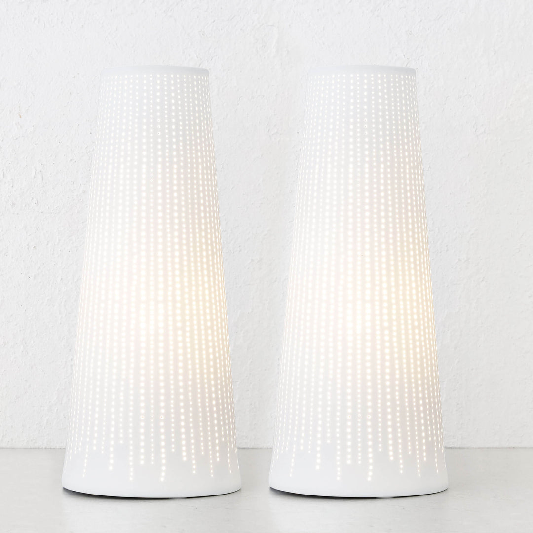 DIANNA PORCELAIN TAPERED LAMP  |  LARGE  |  WHITE