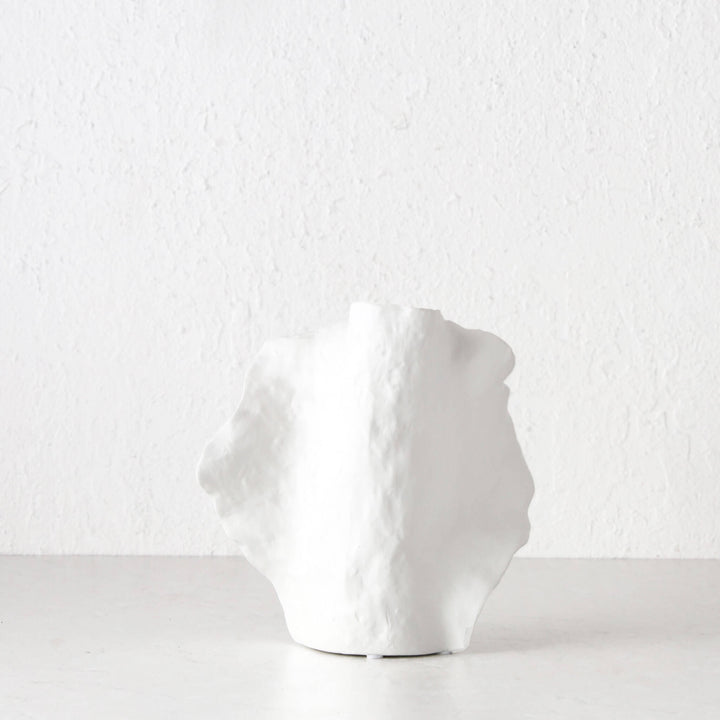 DRUYA CERAMIC VASE MEDIUM  |  NATURAL WHITE CERAMIC