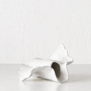 LIVING BY DESIGN EXCLUSIVE  |  DRUYA CERAMIC VASE  |  MEDIUM  |  NATURAL WHITE CERAMIC