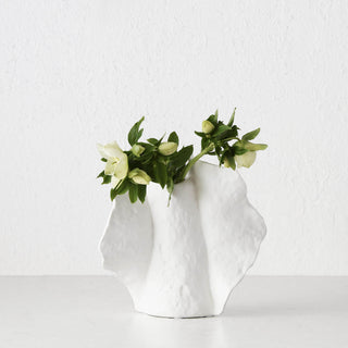 LIVING BY DESIGN EXCLUSIVE  |  DRUYA CERAMIC VASE  |  MEDIUM  |  NATURAL WHITE CERAMIC