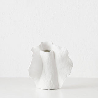 LIVING BY DESIGN EXCLUSIVE  |  DRUYA CERAMIC VASE  |  MEDIUM  |  NATURAL WHITE CERAMIC
