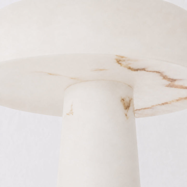 Dune-Table-Lamp-38cm-Alabaster_close-up-cg_2