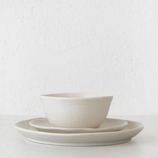 OTTAWA STONEWARE 12 PIECE DINNER BOX SET  |  CALICO