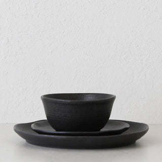 OTTAWA STONEWARE 12 PIECE DINNER BOX SET  |  STONE