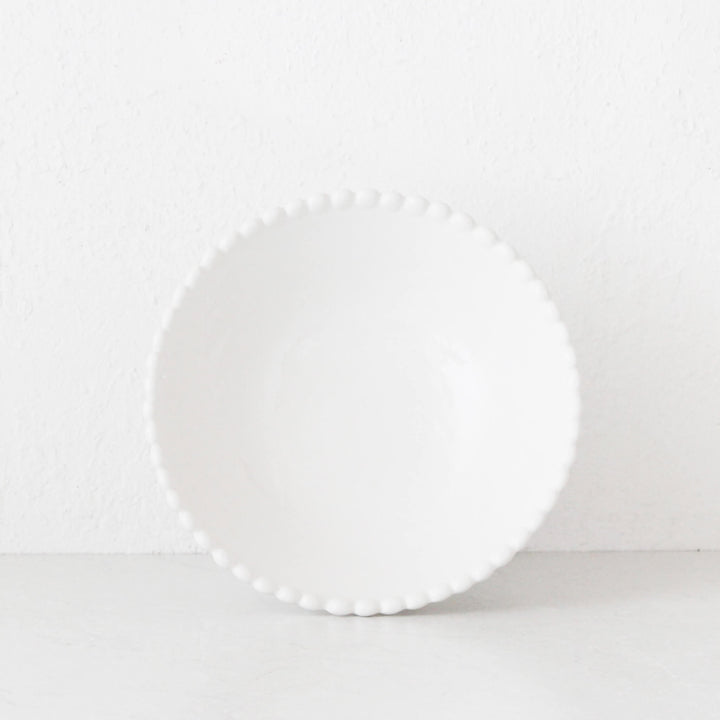 EDEN CHRISTMAS PEDESTAL BOWL  |  26CM  |  WHITE CERAMIC