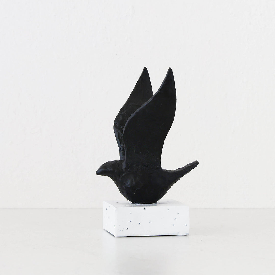 EROS BIRD SCULPTURE  |  BLACK + WHITE RESIN