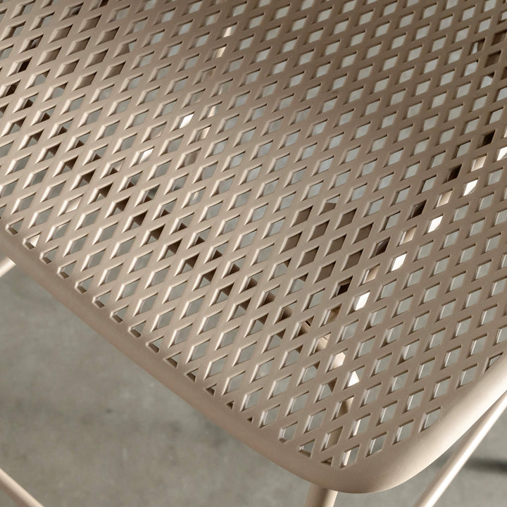 ETTA MESH INDOOR/OUTDOOR BAR CHAIR BUNDLE  |  TOBACCO SAND CLOSE UP