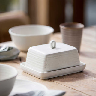 OTTAWA STONEWARE BUTTER DISH + TRAY  |  CALICO