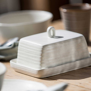 OTTAWA STONEWARE BUTTER DISH + TRAY  |  CALICO