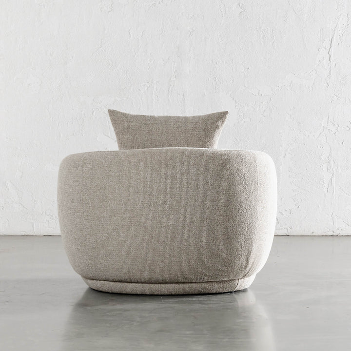 FARO ROUNDED ARMCHAIR  |  PEBBLE BAY MIST